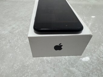 Iphone SE 2020 128Gb black - 5
