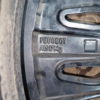 Hliníkové Peugeot disky 5x108 R18 7,5J ET49 - 5