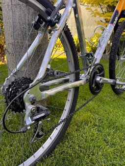 Author bicykel - 5