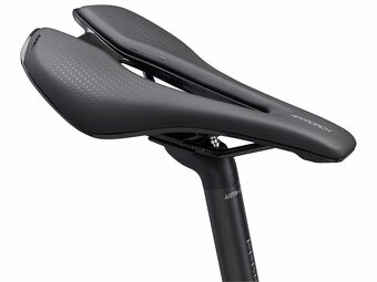 Bicykel GIANT FastRoad Advanced gravel CARBON - 5