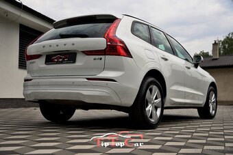 ⏩ Volvo XC60 2.0 B4 mHEV Momentum AWD A/T - 5