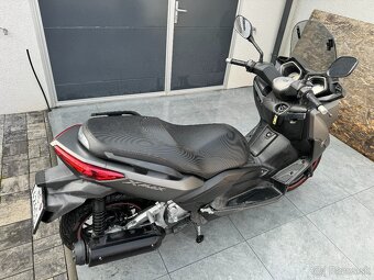 Yamaha X Max 250 Scooter - 5