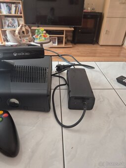 XBOX 360 - 5
