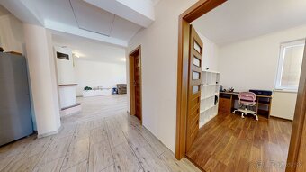 Na predaj 4-izbový bungalov s garážou a krytou terasou – Hru - 5