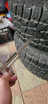 Predám Pneumatiky Nitto 265/70R17 - 5