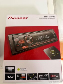 Pioneer MVH-S120UB - 5