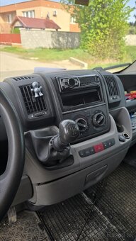 Predám Peugeot boxer 3.0 HDI 116 kw - 5