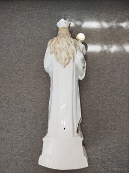 Porcelánová soška Panna Mária s Ježiškom - 5