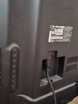 42" LG 3D televízor - 5