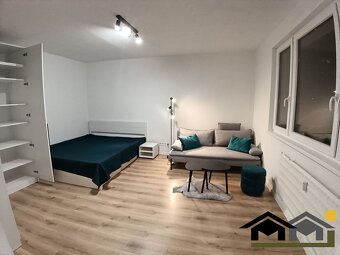 Na predaj: kompletne zrekonštruovaný 1-izbový byt v Nitre – - 5