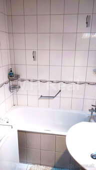 NÁMESTIE L. NOVOMESKÉHO - 3 iz. byt, 70 m2, Pekná lokalita - 5