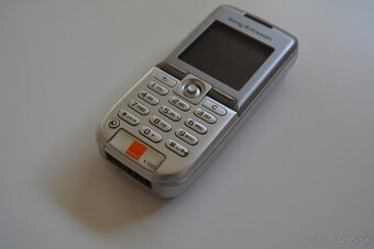 Sony Ericsson K300i s krabičkou IMEI sedí Zberatelský kus - 5