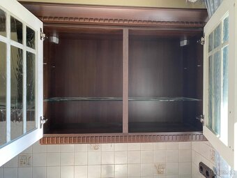 Moderná kuchynská linka so spotrebičmi - 5