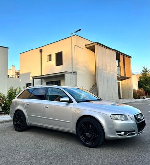 Audi A4 2.0TDI - 5