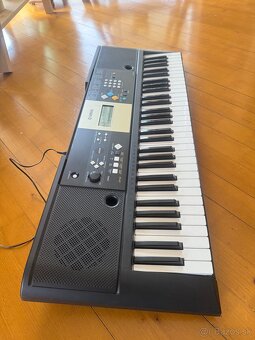 Yamaha YPT-220 - 5