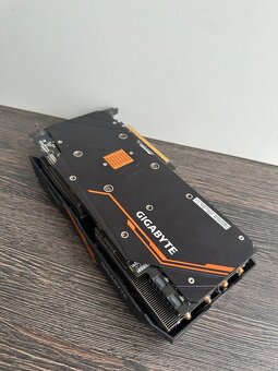 Vega 56 Gigabyte - 5