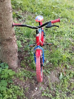 Webbed wonder 16 - 5