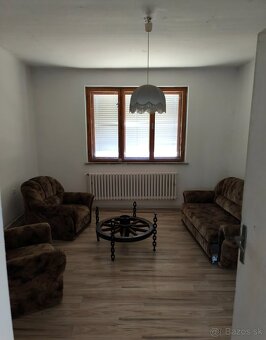 Na predaj 4 izbový rodinný dom-Dvorníky 10km od Hlohovca - 5