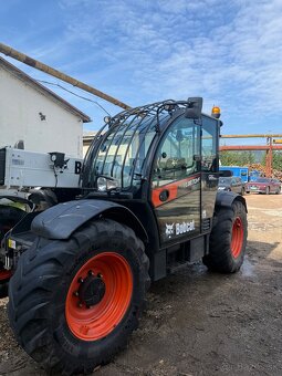 Teleskopický nakladač Bobcat 3780HF - 5