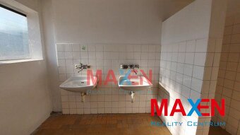 Skladový a výrobný priestor 850 m2 v priemyselnom areáli Koš - 5