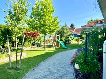 Na predaj 4 izbová novostavba na 12 ár pozemku - 5