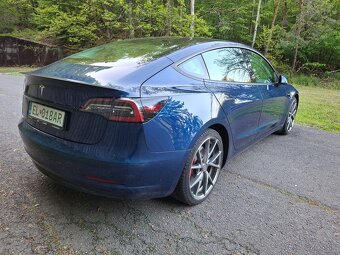 Tesla Model 3 Performance 82kWh AWD 377kw facelift odp. DPH - 5