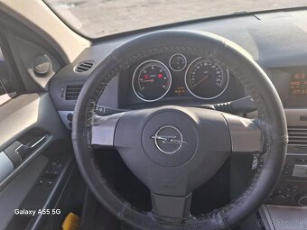 Opel Astra H - 5