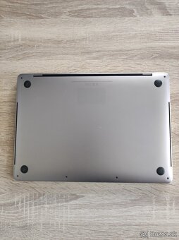 MacBook Pro / 13inch 2016 / 16GB / 256GB - 5
