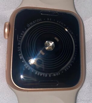Hodinky - Apple Watch SE - 5