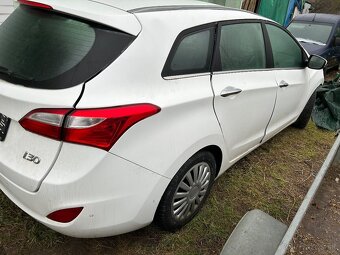 Predám Hyundai i 30 CW - 5