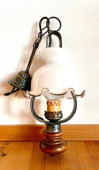 Stará krásná malá kovaná lampa ve stylu petrolejky - 5
