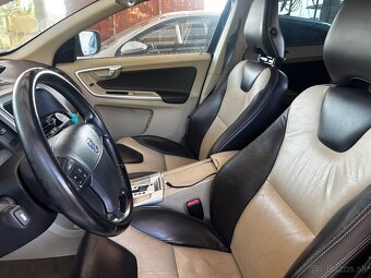 Volvo XC60 2.4D D5 - 5