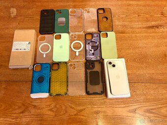iPhone 15 128gb Zelený - 5