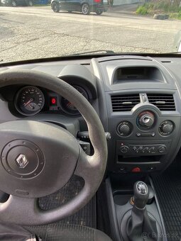 Renault Megane - 5