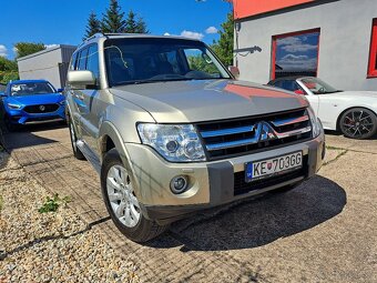MITSUBISHI PAJERO 3.2 - 5