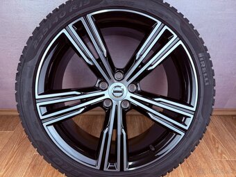 Originál zimní kolesa Volvo S60 R19 - 5
