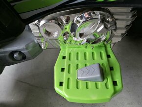 Štvorkolka pre deti cca  od 3 do 8 rokov, aku pohon12V - 5