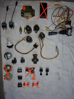 Tatra, Škoda Felícia a 1203, Avia, Kolesový traktor, Lada - 5