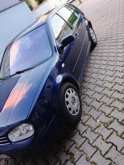 Predám Volkswagen golf 1.6 benzín 74kw - 5
