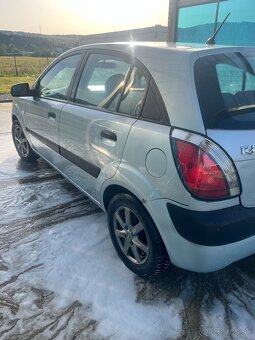 KIA Rio rok výroby 2008 - 5