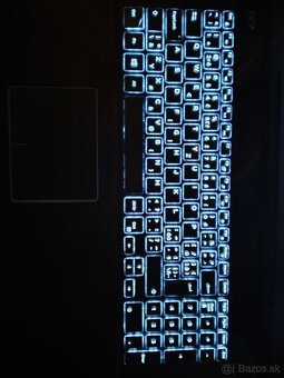 Dell G7 17 7790 - 5