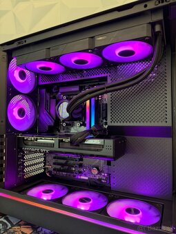 Ryzen 7 9800x3D, RTX 5080 16GB, 32GB RAM, 2TB, 1200W - 5