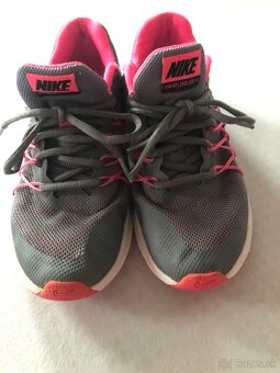 nike air botasky 37,5 - 5