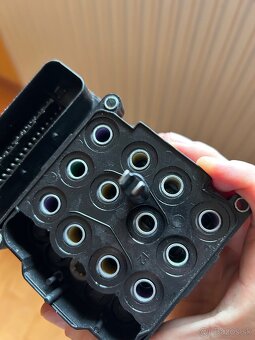 Riadiaca jednotka ABS 1K0 907 379 AE - 5