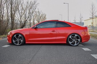 Audi RS5 V8 quattro - 5