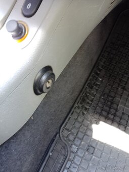 Predám Renault Clio Thalia - 5