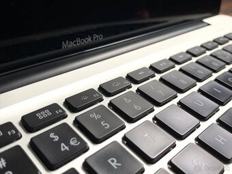 -- Predám Apple MacBook Pro 15 A1286 -- - 5