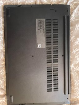 Lenovo V15 G4 IRU Business Black - 5