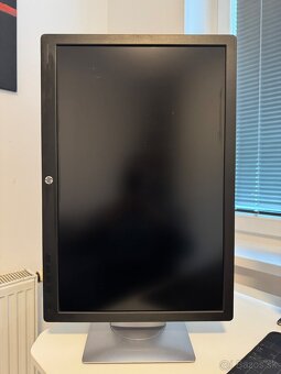 Predám 24 palcový monitor HP Elite - 5