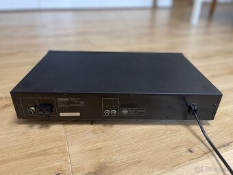 Yamaha TX-470 - 5